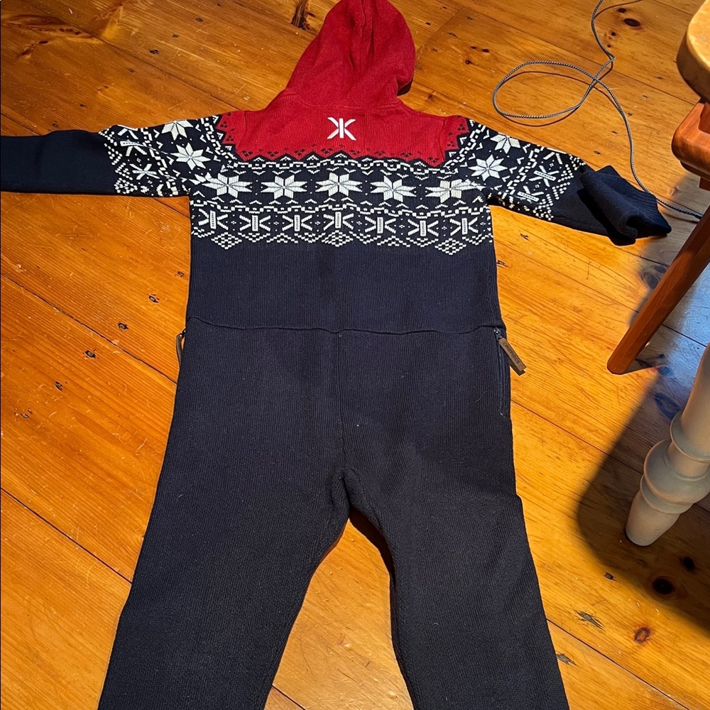 Onepiece Red and Blue Marius Patterned Onesie by famous Swedish brand. Wool. - Picture 6 of 6